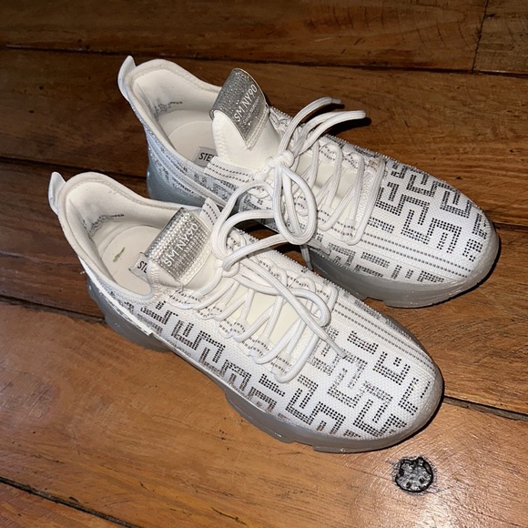Steve Madden Women's Maxima Rhinestone Trainer Sneakers 9.5 M - Picture 3 of 7